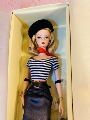 Barbie Collector Fashion Model Collection “The Artist” Gold Barbie Collector Fashion Model Collection “The Artist” Gold
