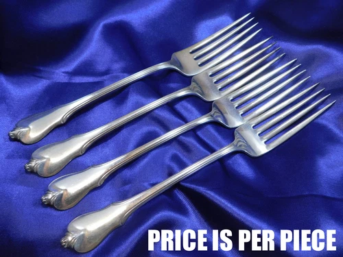 WALLACE GRAND COLONIAL STERLING SILVER DINNER FORK - VERY GOOD CONDITION S