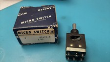 HONEYWELL 42AT3-T / 42AT3T TOGGLE SWITCH ( MICRO SWITCH ) NO HARDWARE