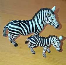 Schleich Zebra Figuren Set (Erwachsenes Zebra & Fohlen)