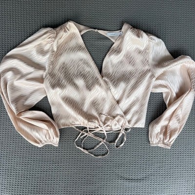 Lush Champagne Satin Zebra Print Wrap Crop Top Long Sleeve Smocked Back Medium