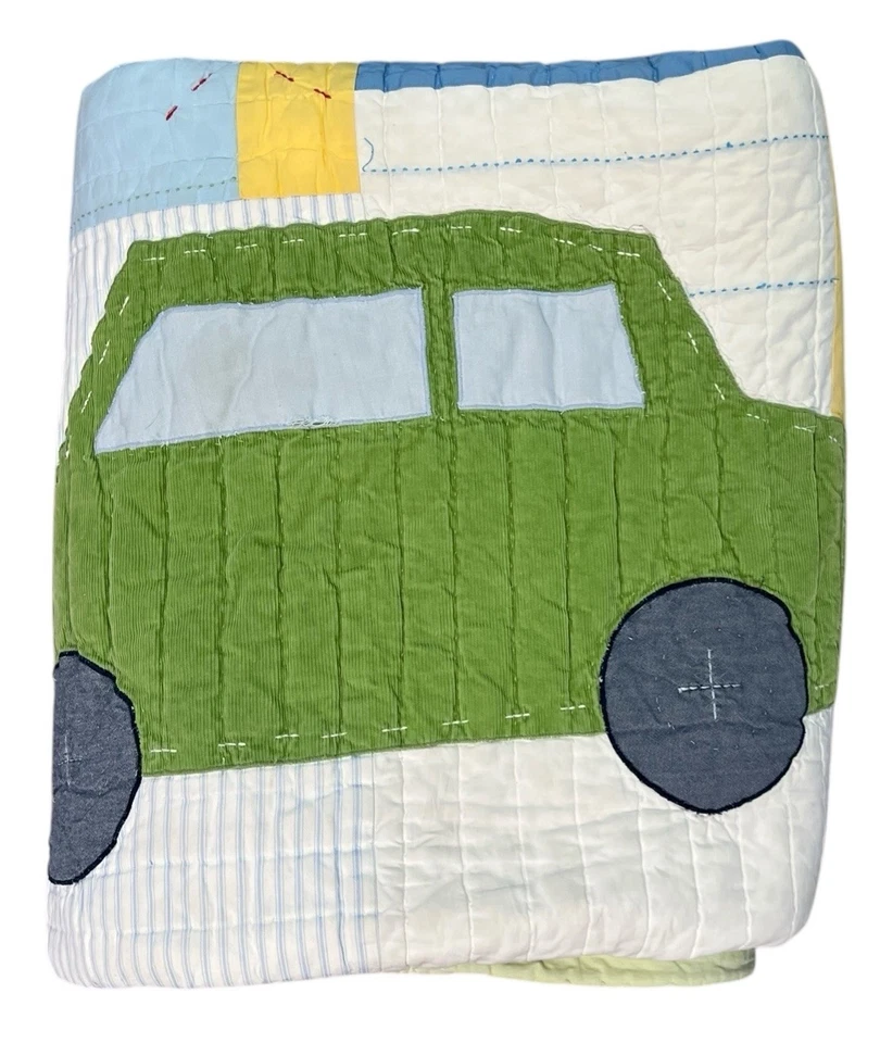 Edredón completo/ropa de cama reina Pottery Barn Kids “Oscar” vehículos 87 X 83” retazos Foto 2 de 4