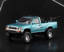 1:64 Hilux RN80 1995 Green Diecast Model. Rare Collectible Alloy Truck
