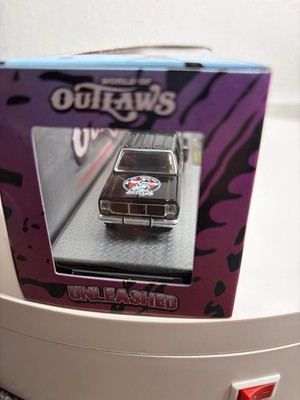 M2 Machines 1:64 World of Outlaws 1973 GMC Sierra 3500 1975 Sierra