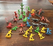 Vintage 1970's Lot of 33 Cowboys and Indians Plastic Figures Multicolored LOOK 
