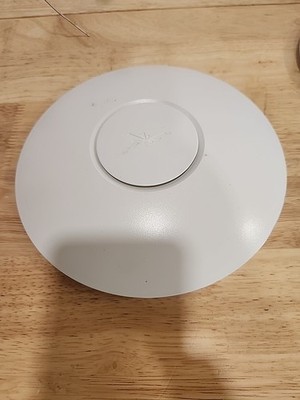 Ubiquiti Networks UniFi AP 6545A-UAP PRO Wireless Access Point Extender only
