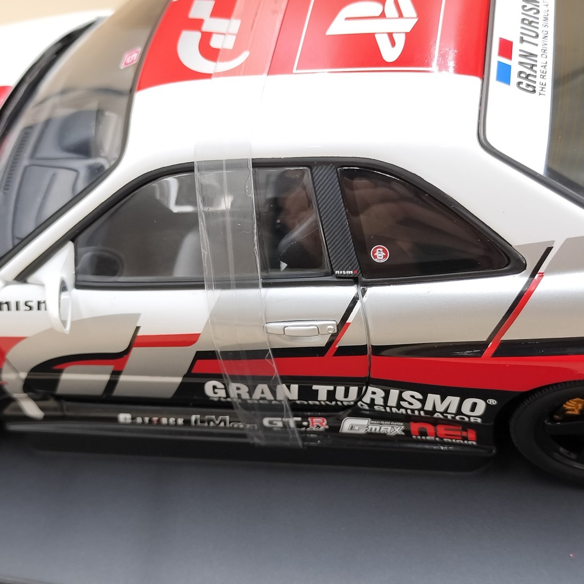 AUTOart 1/18 Nissan Skyline GT-R R34 Gran Turismo 2002