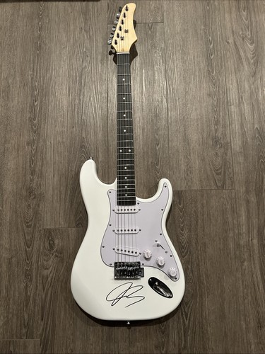 JOE BONAMASSA SIGNED GUITAR ON BODY FULL SIGNATURE AUTOGRAPHED PSA/DNA COA - Picture 1 of 3