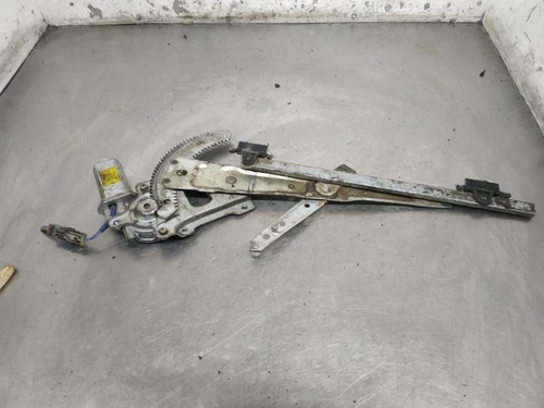 807310T011 Alzacristalli Anteriore Sinistro. per NISSAN CABSTAR E * 2005 439812 - Foto 3 di 5