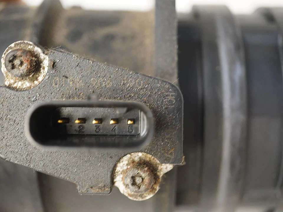 2015 - 2018 Audi Q3 8U 2.0L Mass Air Flow Meter Sensor Maf Engine 06J906461 Oem - Imagem 2 de 4