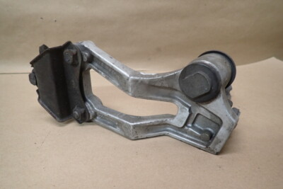 1989 KAWASAKI ZX1000-B REAR LEFT FOOT PEG W/ BRACKET MOUNT | eBay
