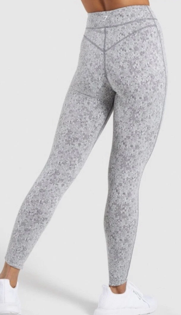 Gymshark Dry Moisture Management Fleur Texture Leggings Charcoal