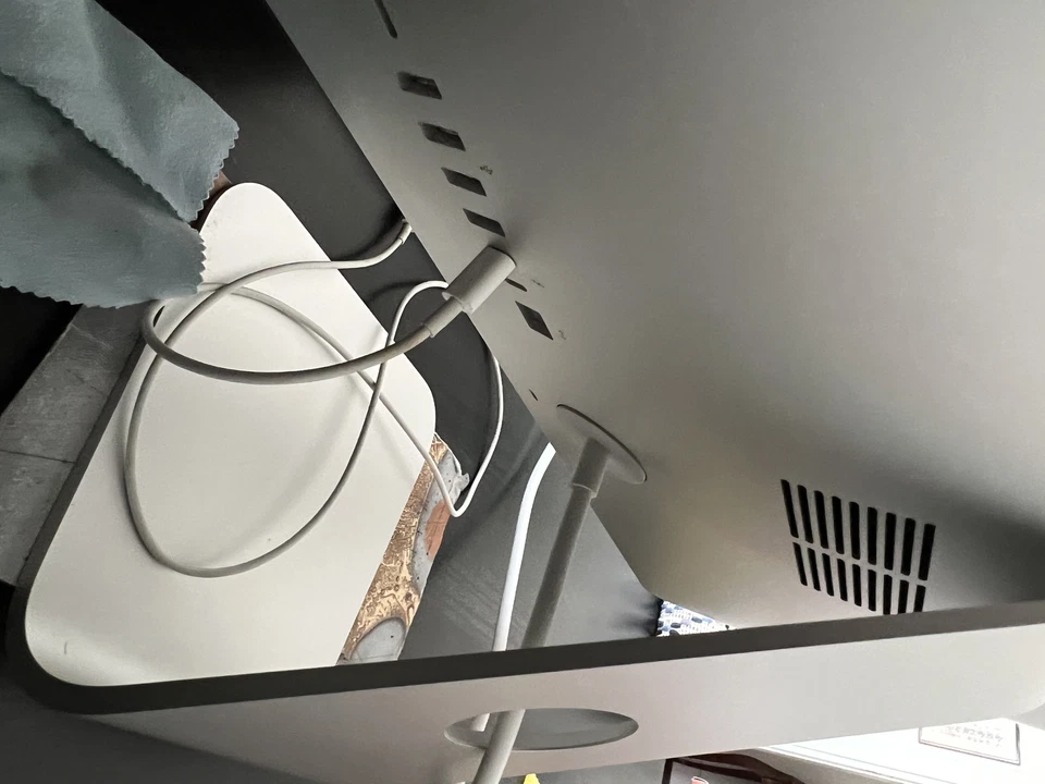 iMac 21.5 pollici del 2017, in ottime condizioni in grigio siderale Apple! - Immagine 2 di 4