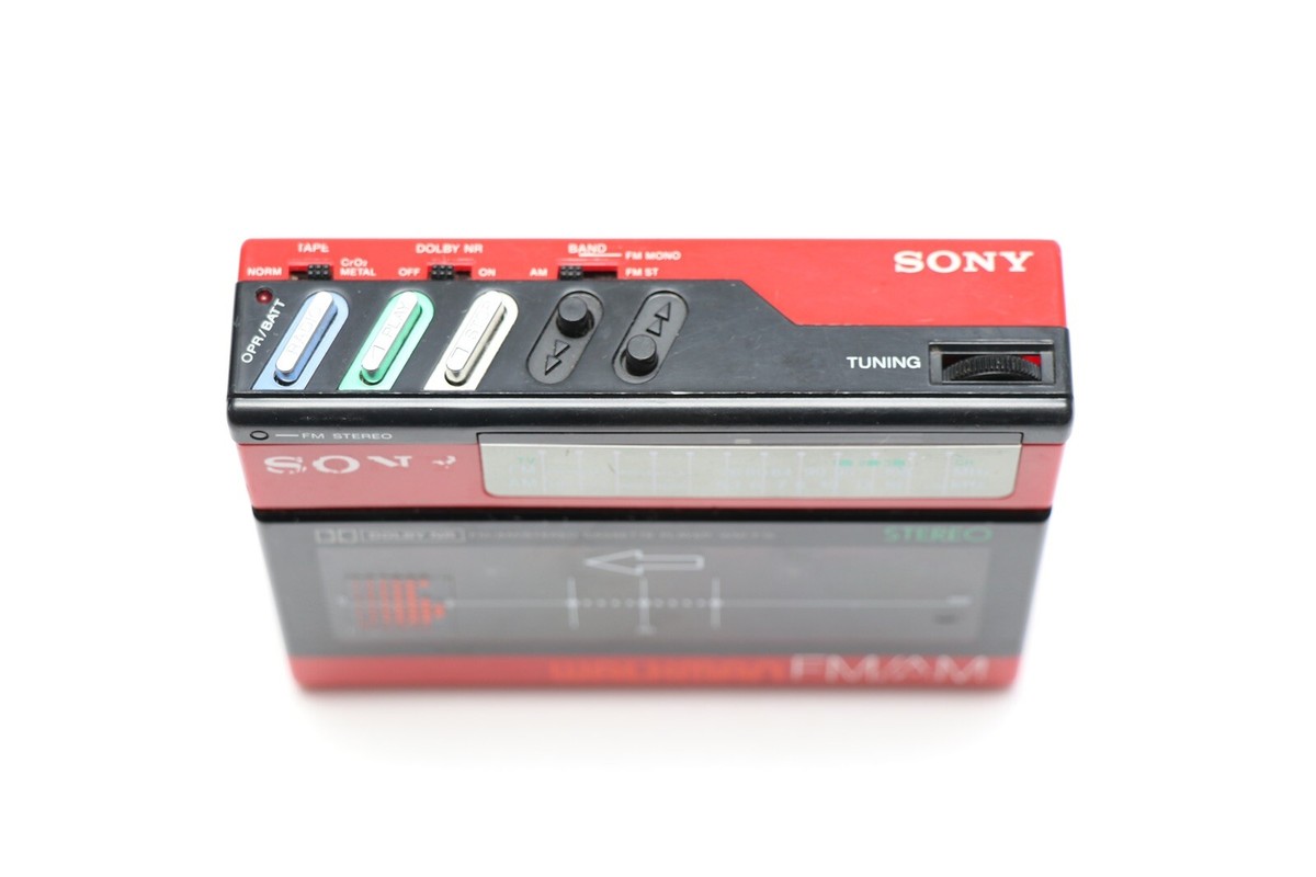 JUNK Sony Walkman WM-F15 Stereo Portable Audio Cassette Player
