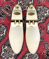 EDWARD GREEN wooden shoe trees UK 8-10.5 natural unvarnished articulated England