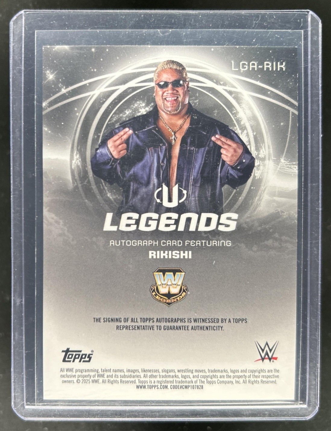 2025 Topps Universe WWE Rikishi Legends Auto Autograph #LGA-RIK view 2