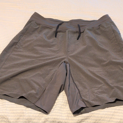 lululemon Men's L 9'' Inseam Gray Solid Training Shorts