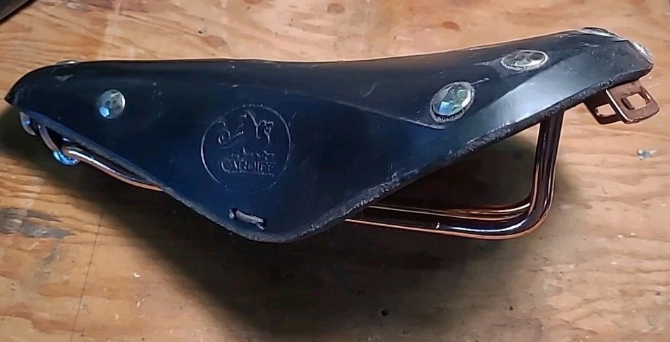 Sillín de cuero Cardiff asiento de bicicleta de carretera buen estado. Vintage Foto 2 de 4