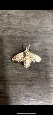 Silver Tone Bug Fly Bee Pin Brooch White Green Rhinestone Black Eyes
