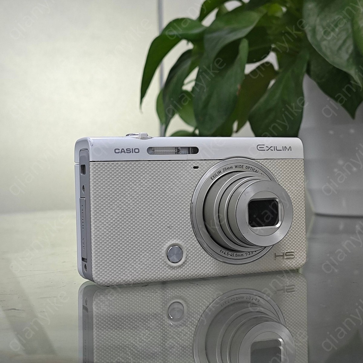 CASIO EXILIM EX-ZR50 White 16.1MP Compact Digital Camera | eBay