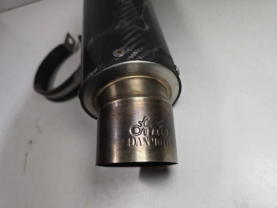 Escape universal de fibra de carbono Danmoto para moto Foto 2 de 4