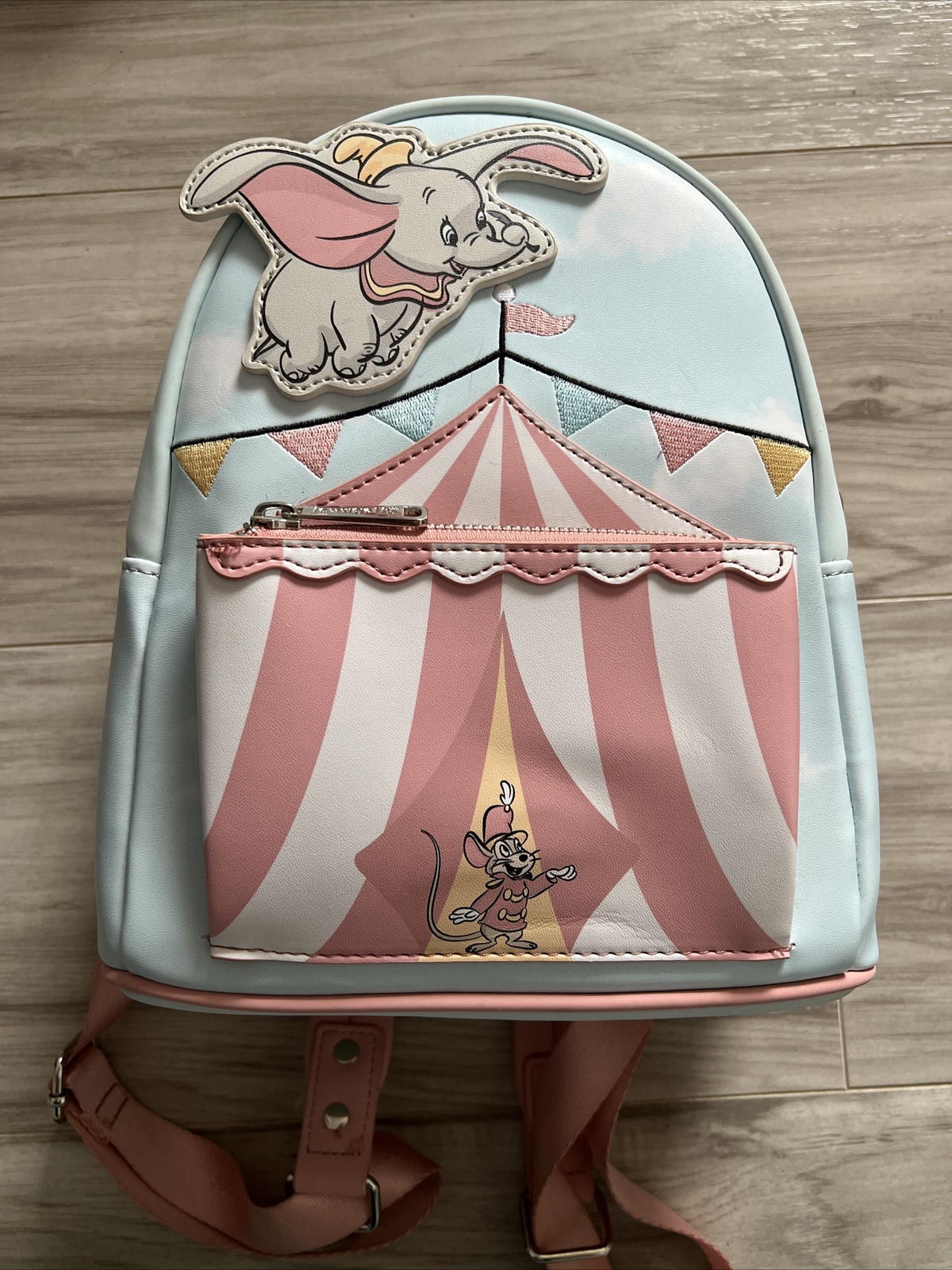 disney dumbo loungefly Gem