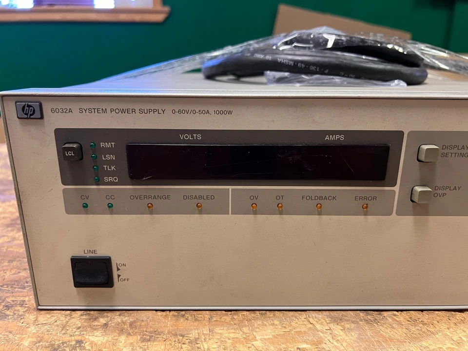 HEWLETT HP Agilent 6032A 0-60 V, 0-50A, 1000 Watt System DC Power Supply (DZH65) - Image 2 of 4