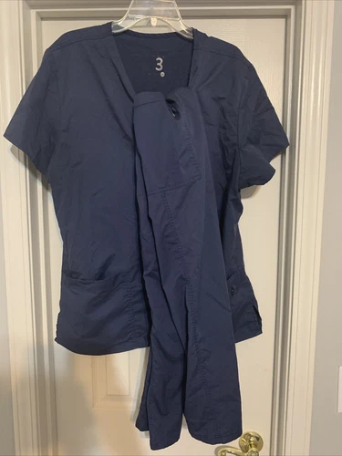 Women's C3 SCRUB SET Top 2X and Pants XL in Navy