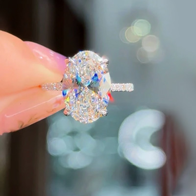 Verlobungsring Diamant Lab Created 4 Kt Oval IGI-zertifiziert 18 K Weißgold