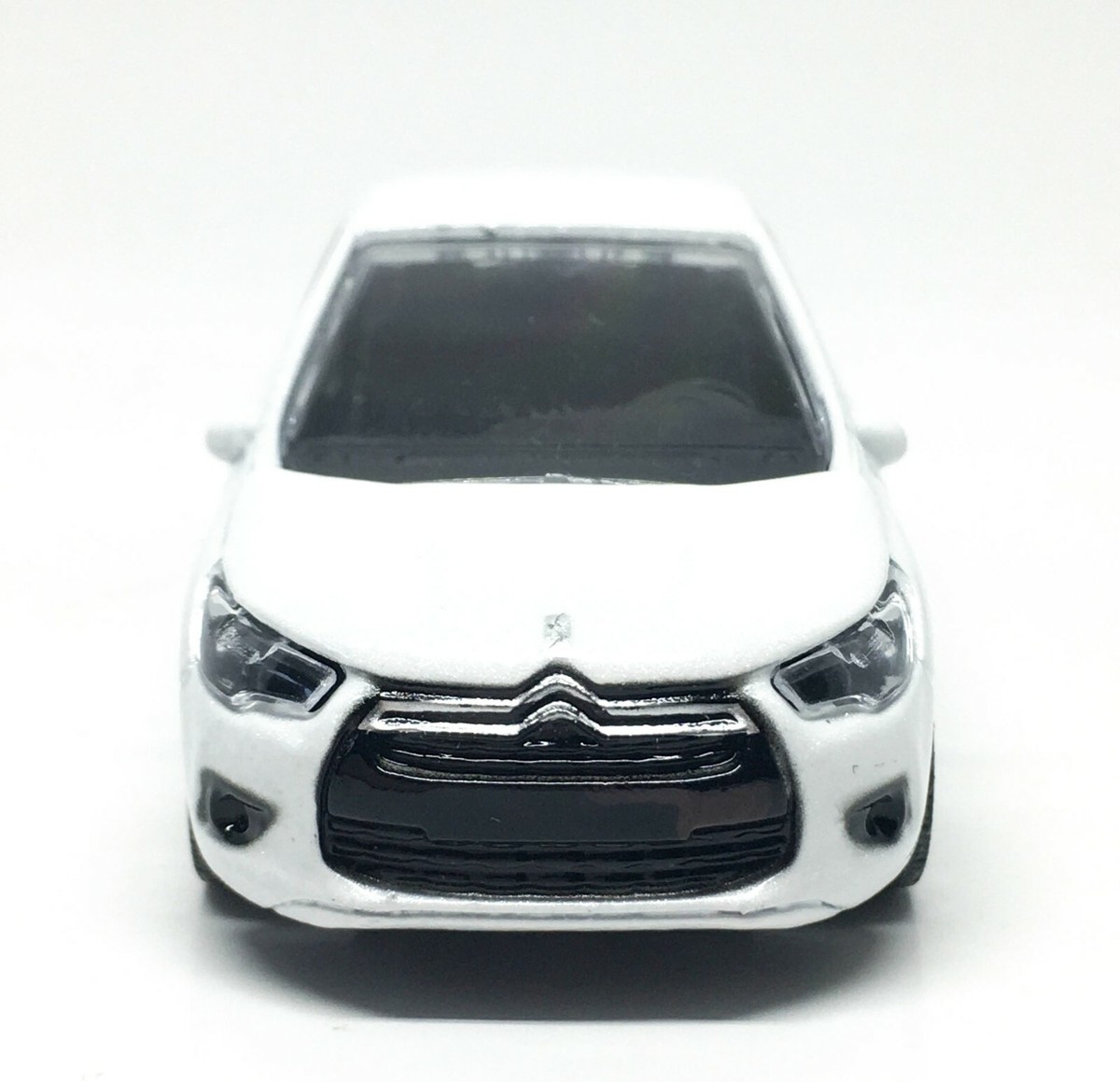 Majorette Citroen DS4 White - Wheels D5S - 1:64 (3
