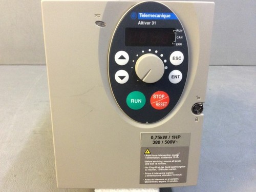 ATV31H075N4A   -   TELEMECANIQUE      Variateur 3PH  0.75KW     RECONDITIONNÉ - Imagen 1 de 3