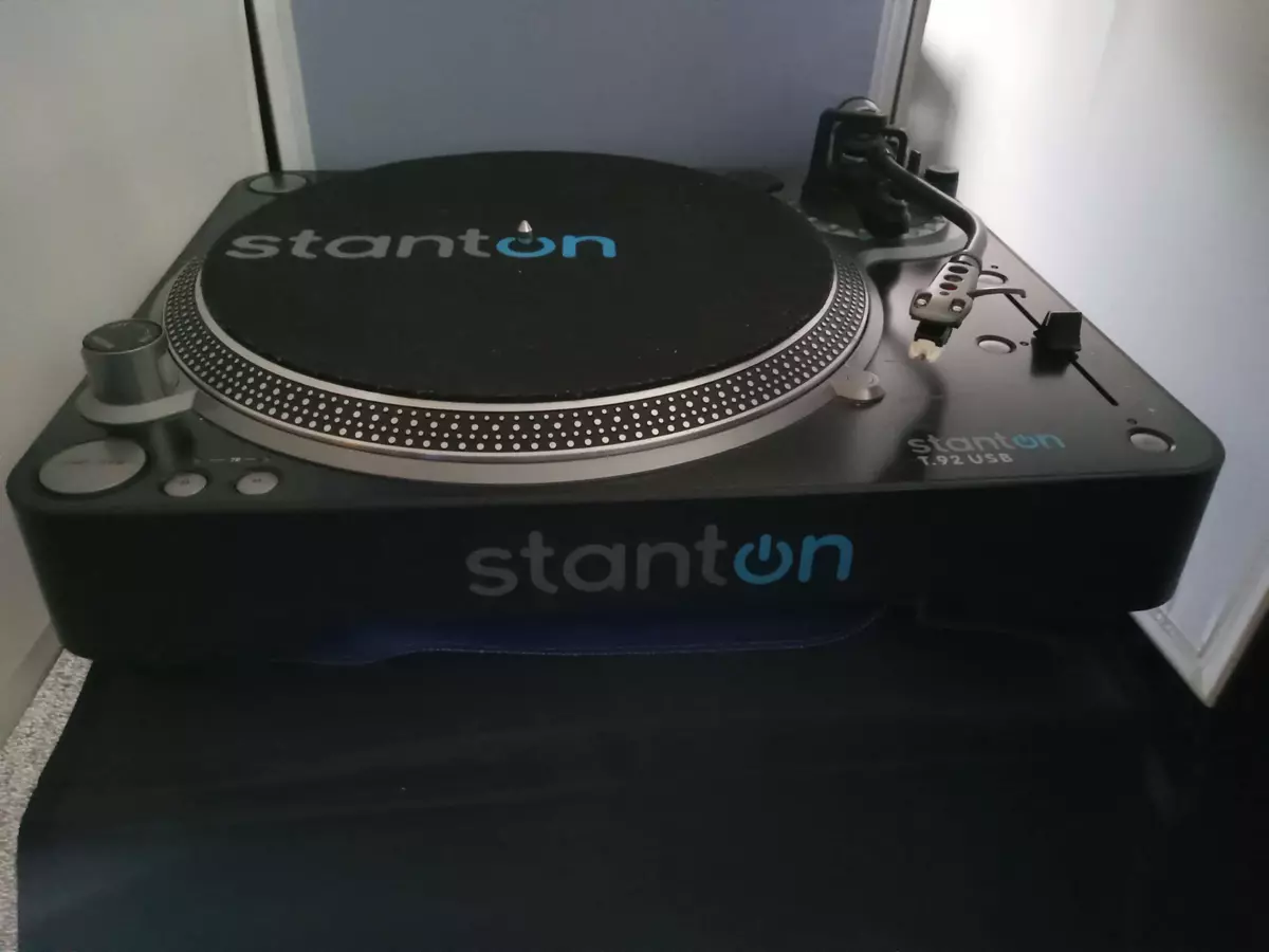 Stanton T.92 USB Turntable Recorder