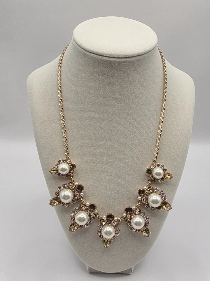 Collar Charter Club cristal tono dorado Foto 2 de 3