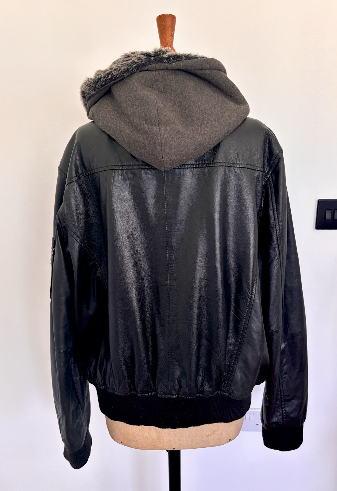 Alpha Industries MA-1 D-TEC Leather Jacket 193129/03 Black Bomber  Size XL image 4
