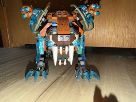 LEGO 70143 Sir Fangar's Sabre-Tooth Walker  LEGENDS OF CHIMA Complete No Box