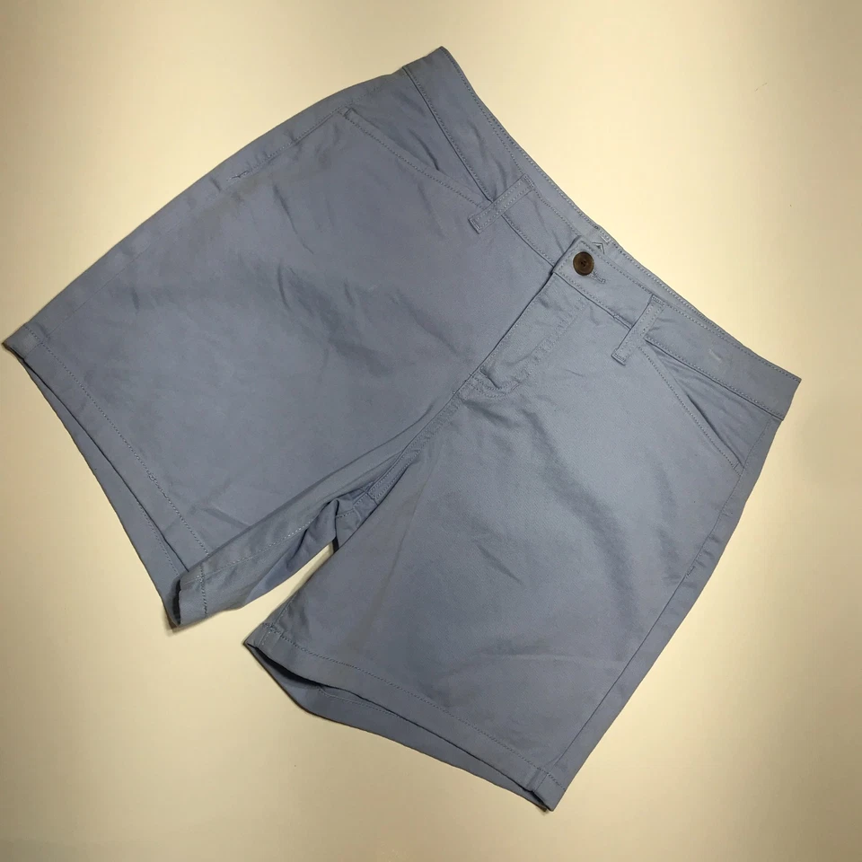 Шорты женские St. John's Bay Chino 10 саржа повседневные выходной 7 дюймов внутренний шов светло-голубые - Изображение 2 из 4