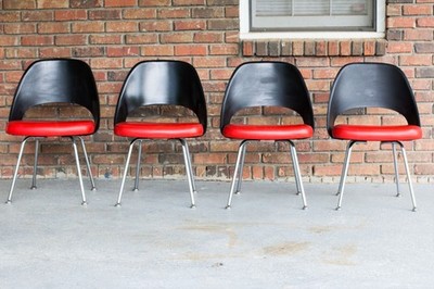 ~KNOLL, ''EXECUTIVE'' SIDE CHAIRS SET OF 4, by Eero Saarinen (Red, Black, Chrome)~