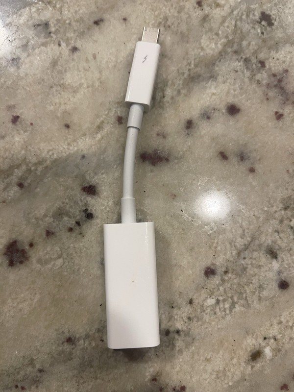 Apple A1463 Thunderbolt 2  to FireWire 800 Adapter