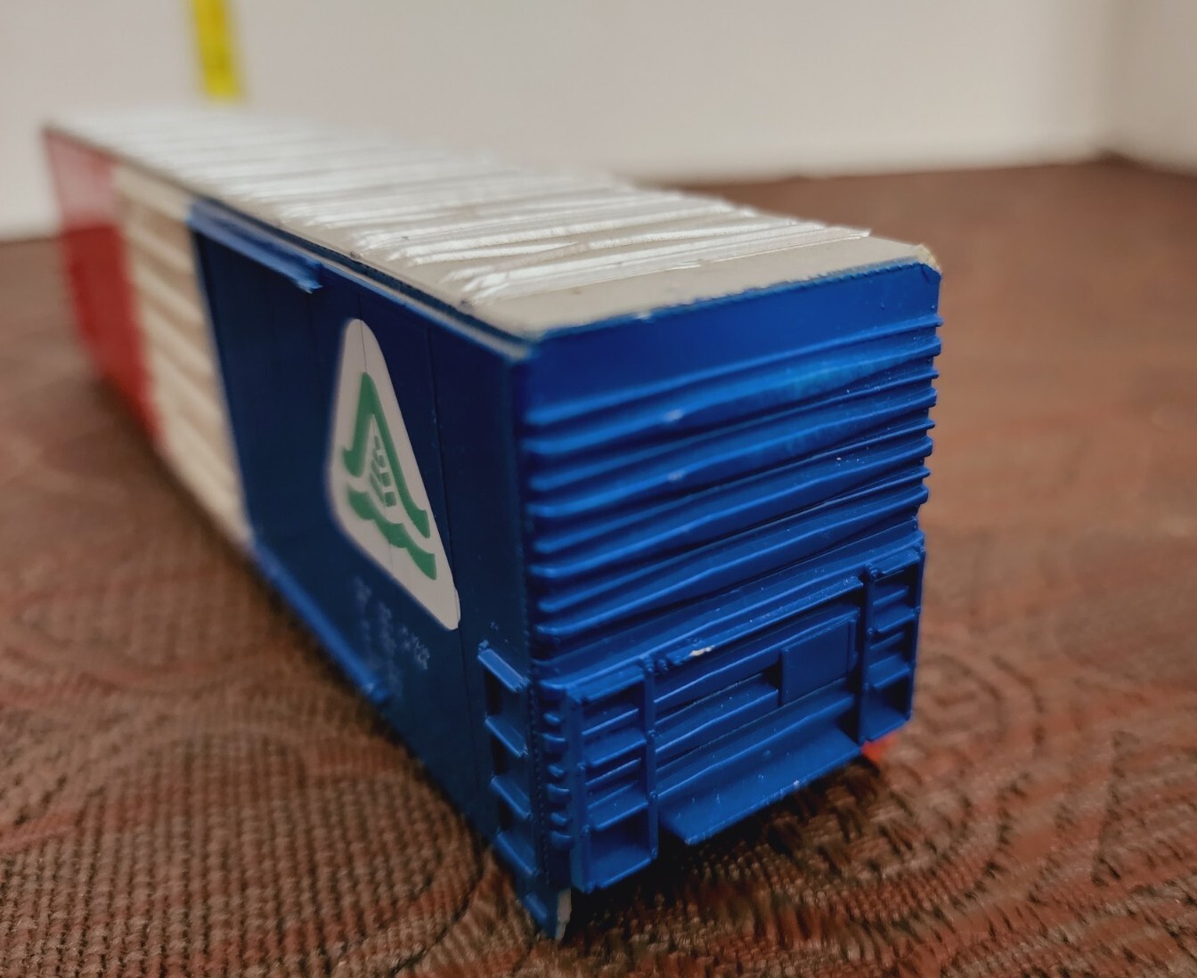 LifeLike 50' HiRoof Box Car BANGOR & AROOSTOOK Rd BAR 9125 HO