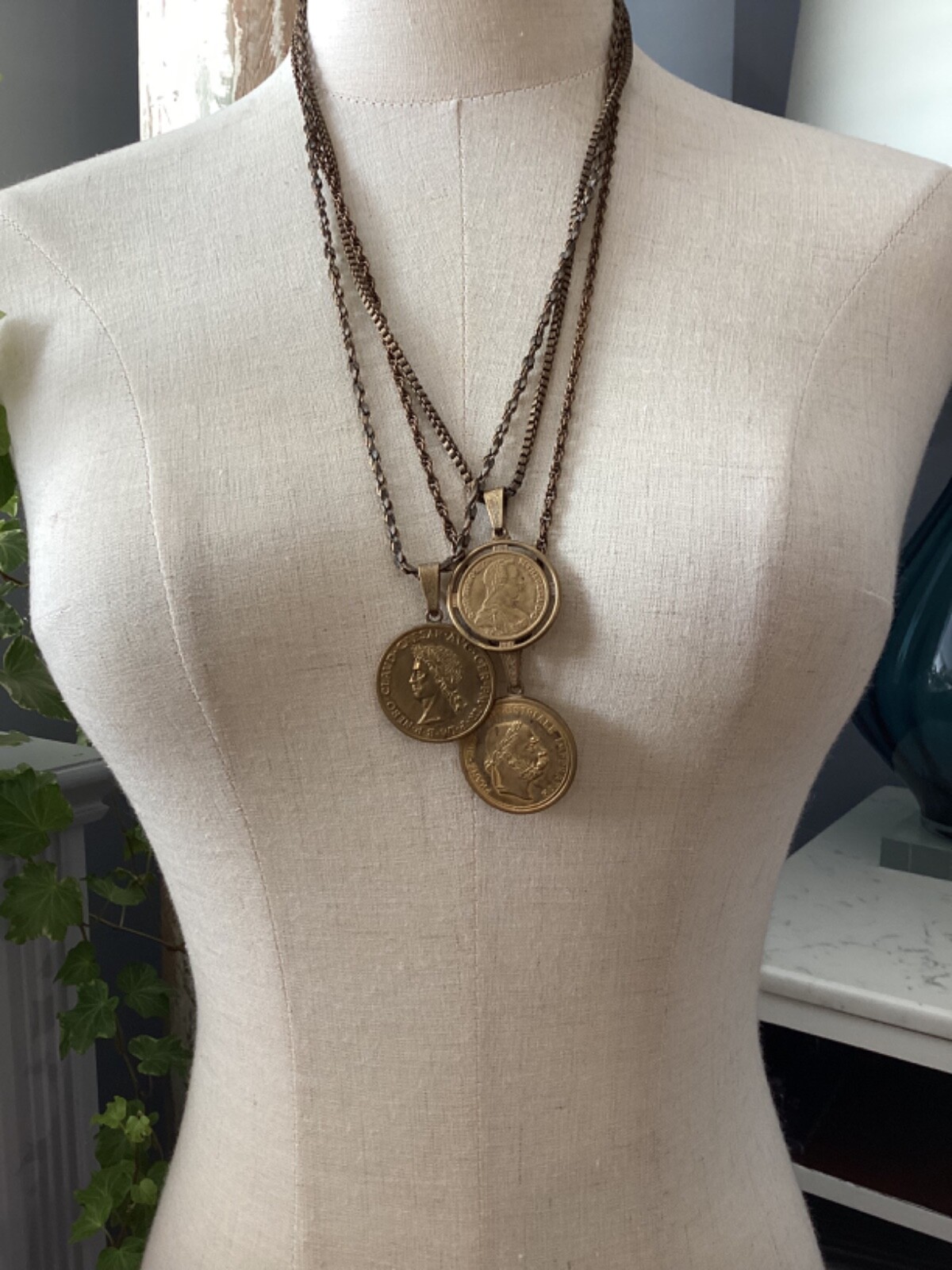 RARE VINTAGE AUTHENTIC SIGNED MIRIAM HASKELL SIGN… - image 1