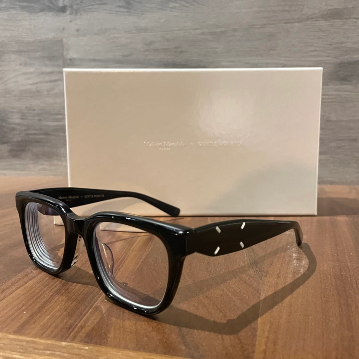 Gentle Monster x Maison Margiela MM110 Black Black / FEDEX Gentle Monster x Maison Margiela MM110 Black Black / FEDEX
