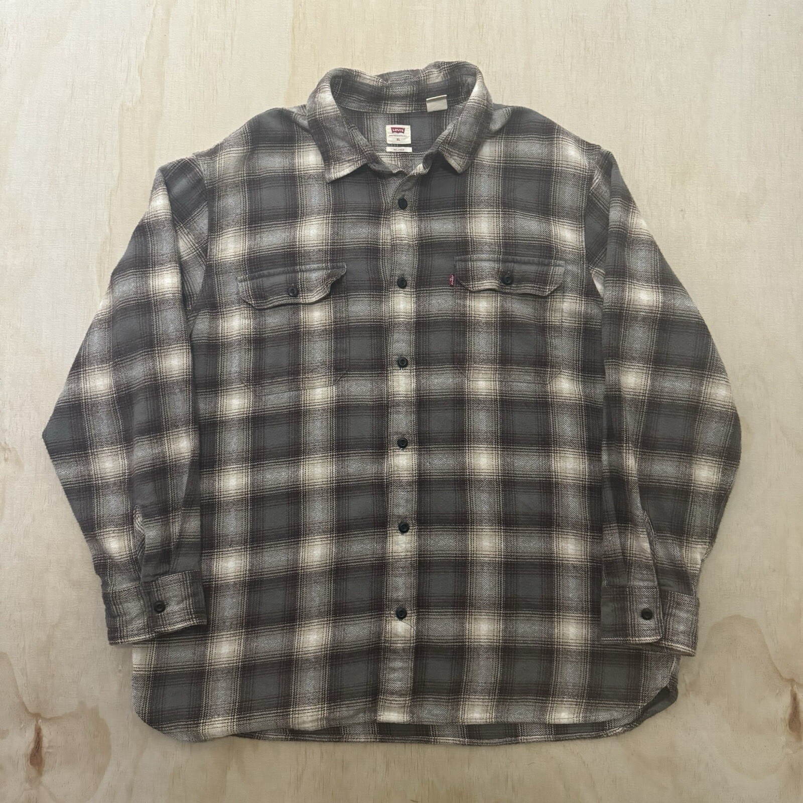 Levis Shirt Mens XL brown Plaid Button Flannel Relaxed Fit Cotton