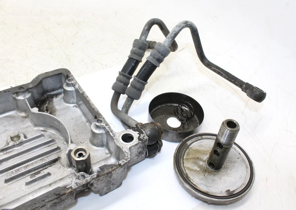 Cubierta de bomba de aceite del motor 85-87 Kawasaki Ninja 600r Zx600a OEM Foto 3 de 4