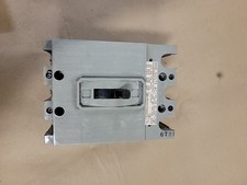 NEW ITE / SIEMENS TYPE: HE, CAT. HE3B015 / HE3-B015, 15A, CIRCUIT BREAKER