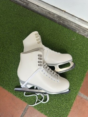 jackson ultima figure skates 9 1/3