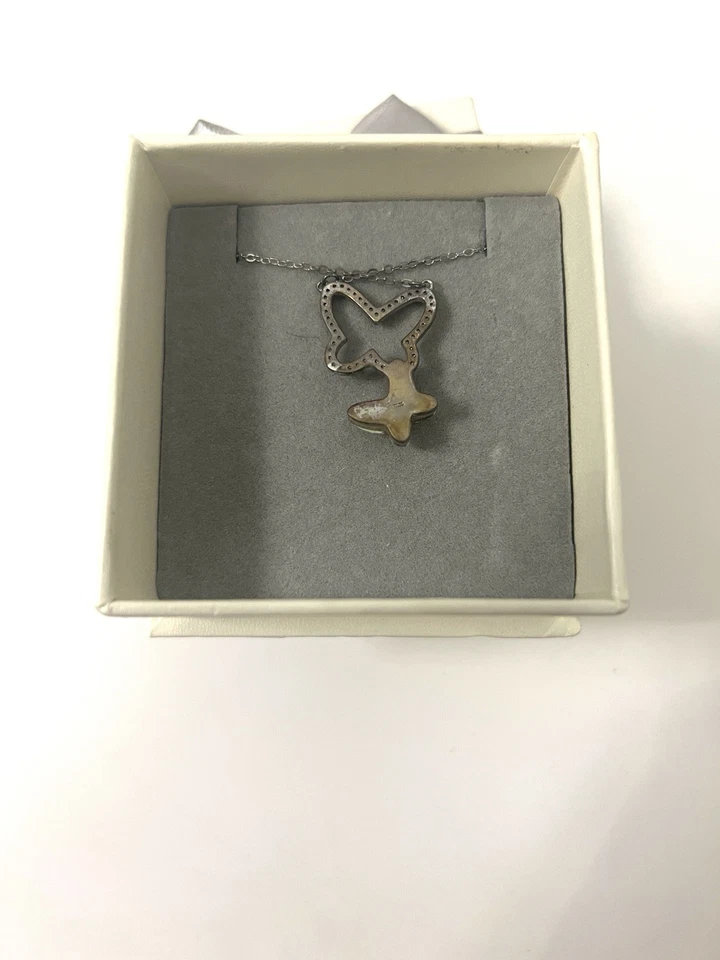 Laura Janelle Swarovski Crystal Necklaces 18" Chain Butterfly!🔥 - Image 2 of 2