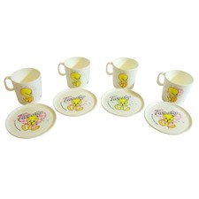 Warner Bros Tweety Bird Mini Cups  Plates Childrens Small Plastic USA 1993 Vtg