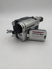 Sony Handycam CCD-TRV138 Video Hi-8 Camcorder 2.5" LCD Display 20x Optical Zoom