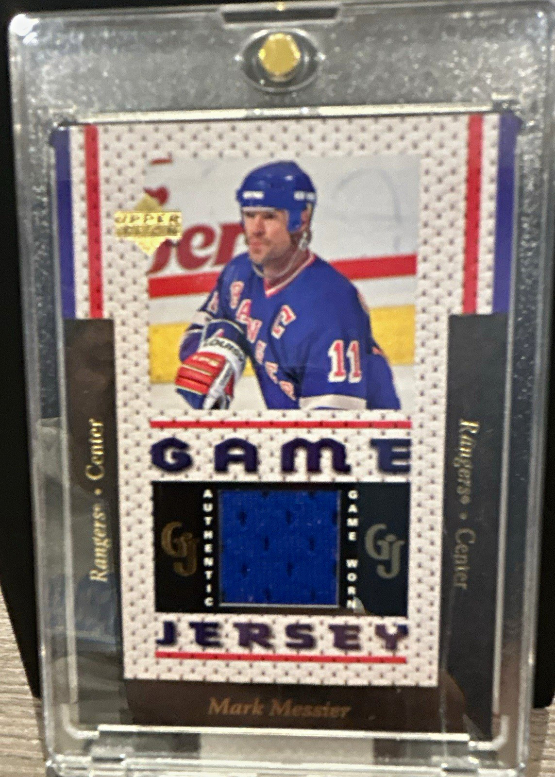Upper Deck 1996-97 Game Jersey Mark Messier GJ11 New York Rangers Card