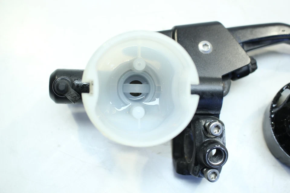 Bremspumpe Bremszylinder vorne Bremse brake cylinder front BMW R 1200 R R1ST K27 - Bild 3 von 4